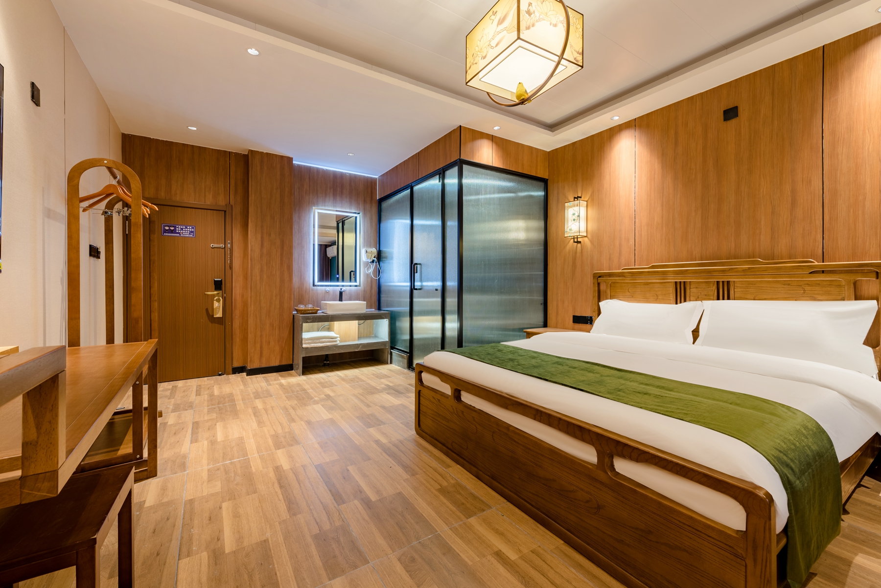 庭院大床房（地暖）