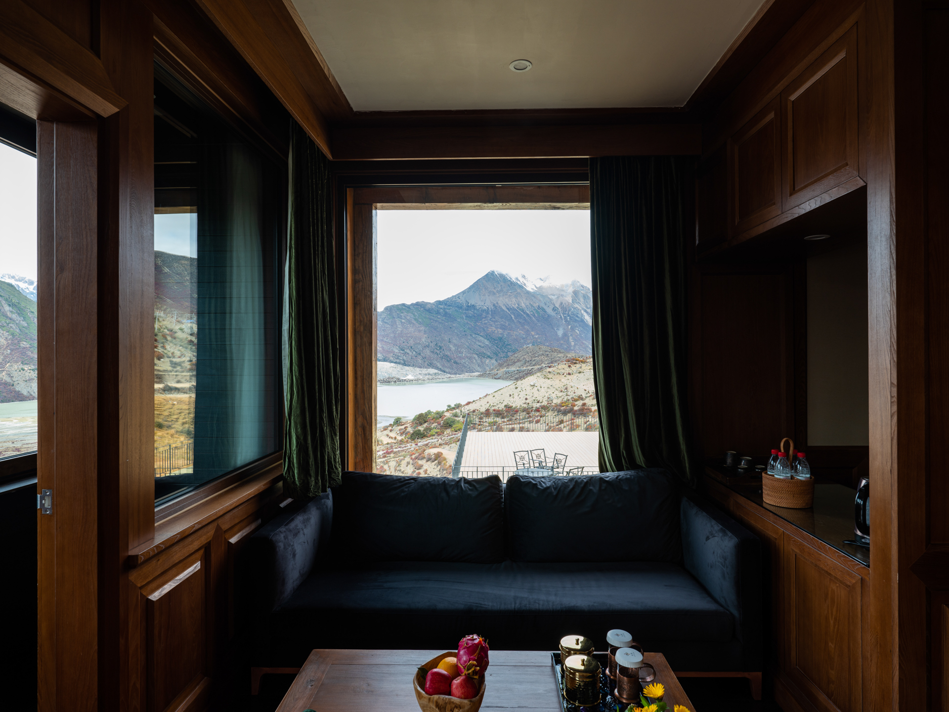 雅砻冰川景高级套房