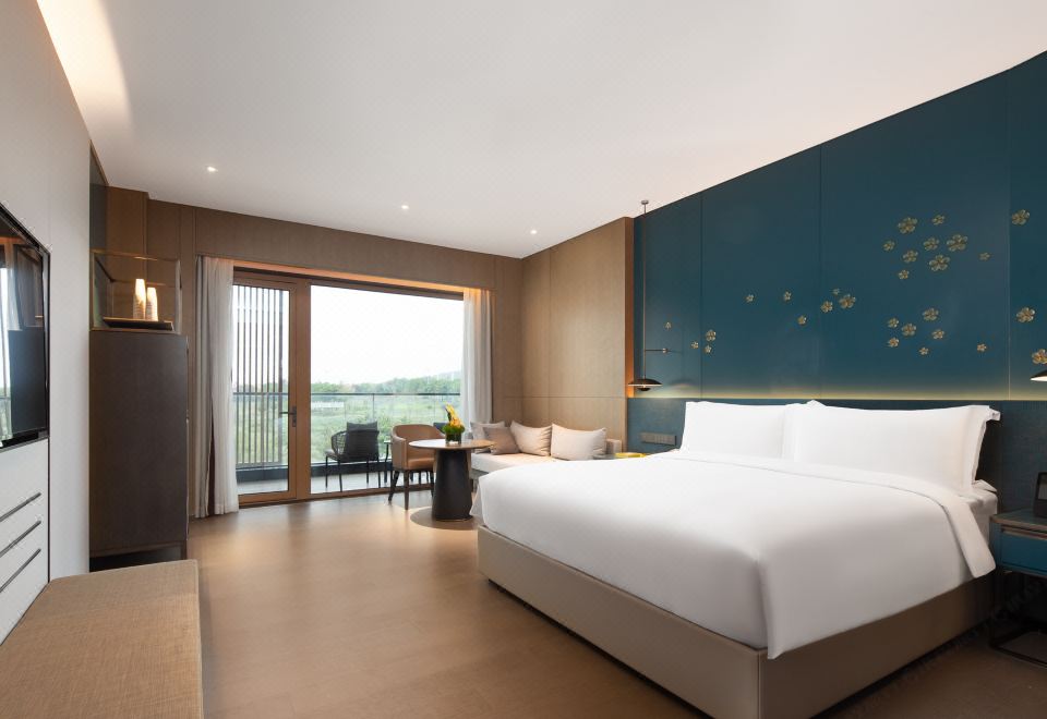 Mhub by MGM Nanjing JiangningGuestroom - Golf Course-View (Double Bed) (Balcony)
