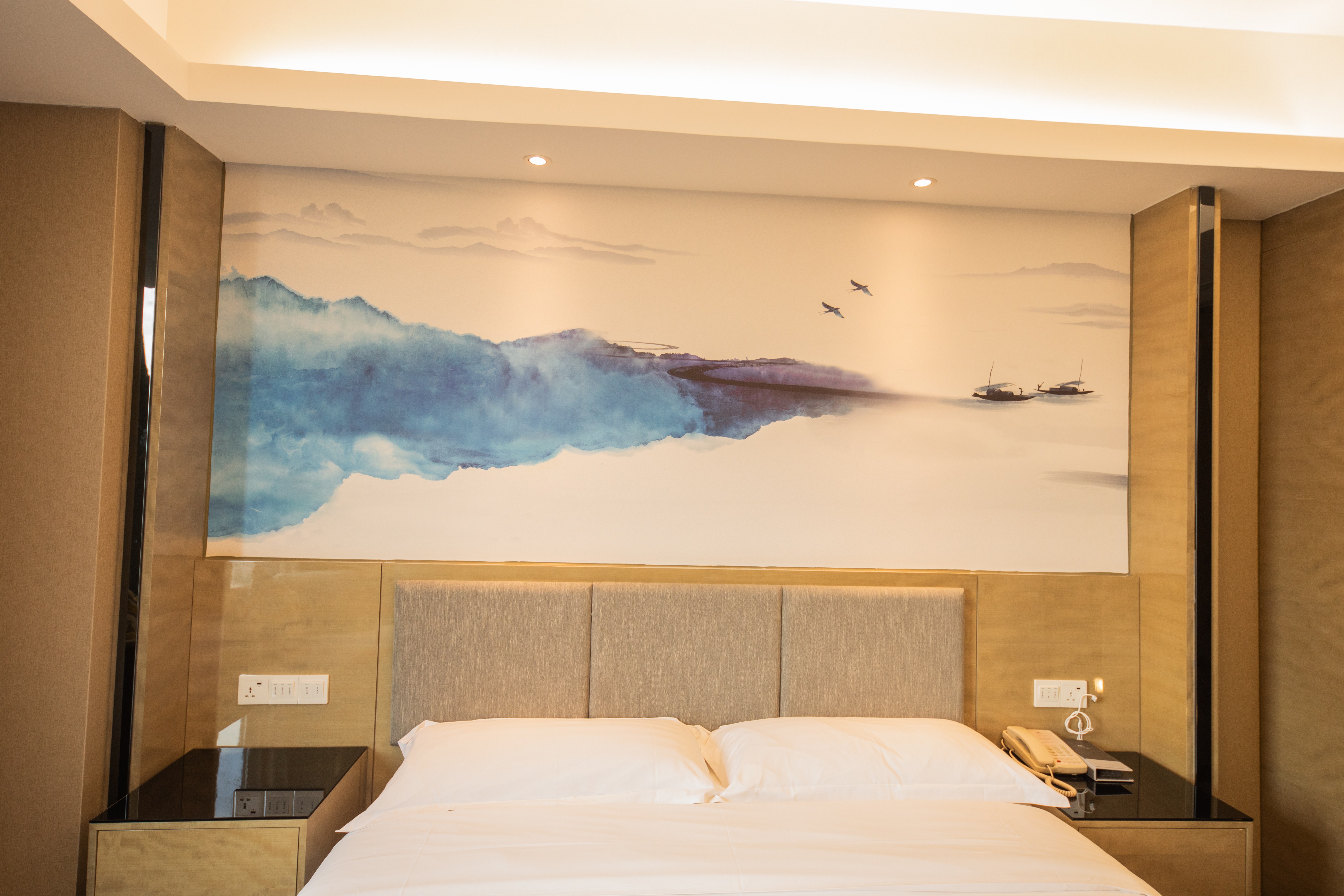 临窗浴缸大床房（悦享空间+观景浴缸+锦江夜景）