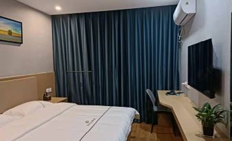 Paibai Yun Hotel (Wuhu Sanshan Mountain Moon Bay Branch) - Housity