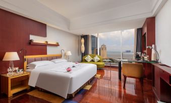 Zhuhai Charming Holiday Hotel (Gongbei Port High Speed Rail Station Store) - Housity