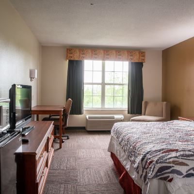 Standard King Room-Non-Smoking FairBridge Inn & Suites Marion Promo Code