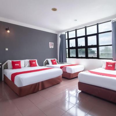 Suite Keluarga Kupon OYO 90306 G City Hotel