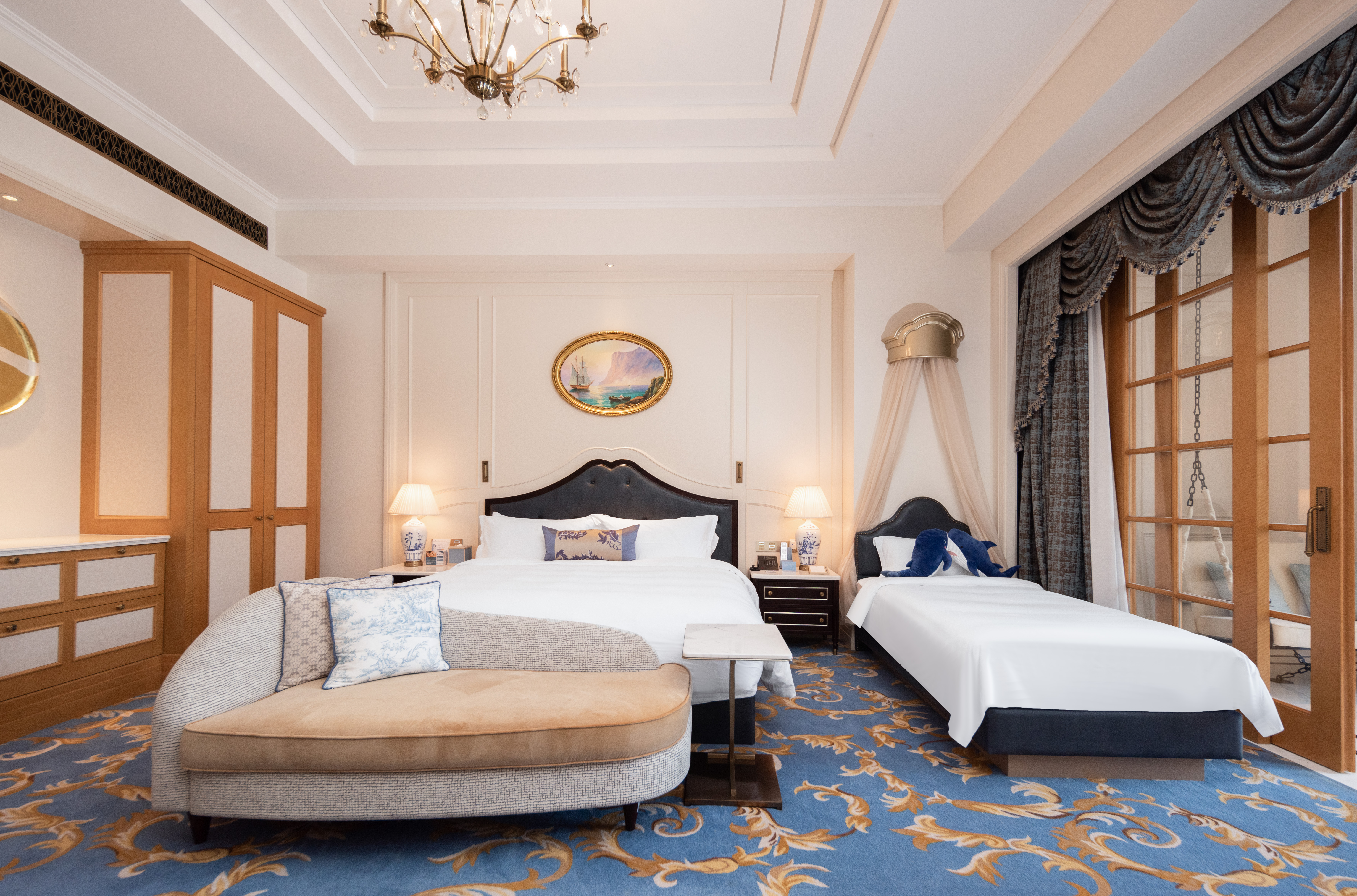 曦海池畔親子房