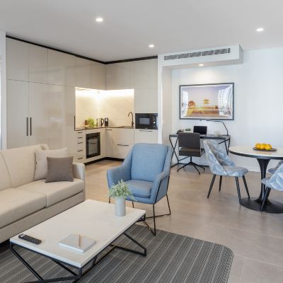 One Bedroom Coast Suite Meriton Suites Surfers Paradise Promo Code
