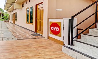 OYO 90945 Arizon Kost - Housity