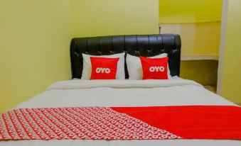 OYO 1784 Hj. Aniek Residence