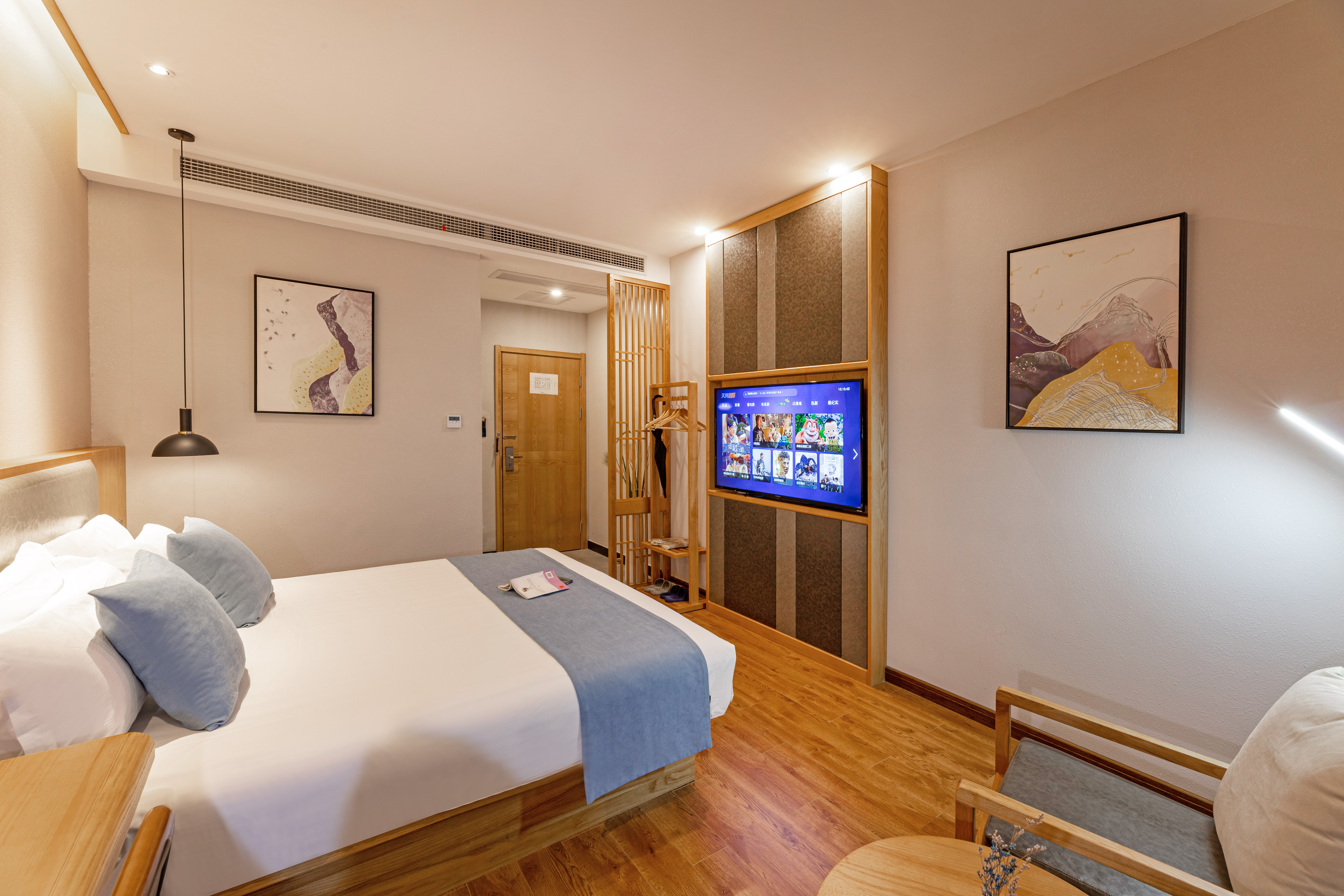 舒适大床房（落地大窗+电动窗帘+阿道夫洗护套装）