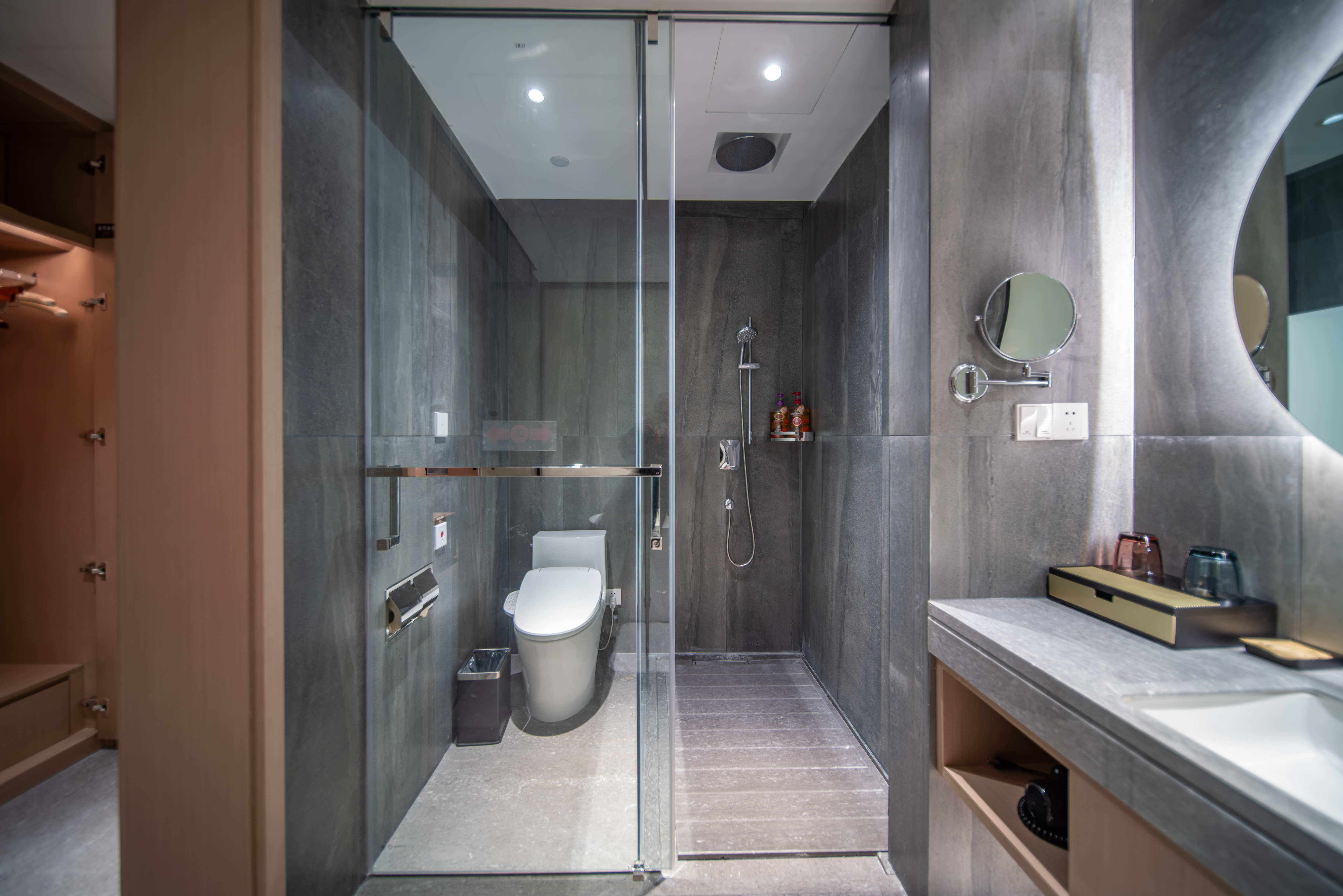 Shenxianju Narada Resort & Spa山景双床房