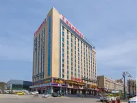 Vienna International Hotel (Macheng High-speed Railway Station Commercial City Store) Hotele w: Macheng