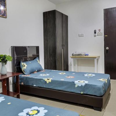 Bilik Tetamu Bilik Mandi Peribadi Kupon OYO 90435 Sena Home Homestay 819