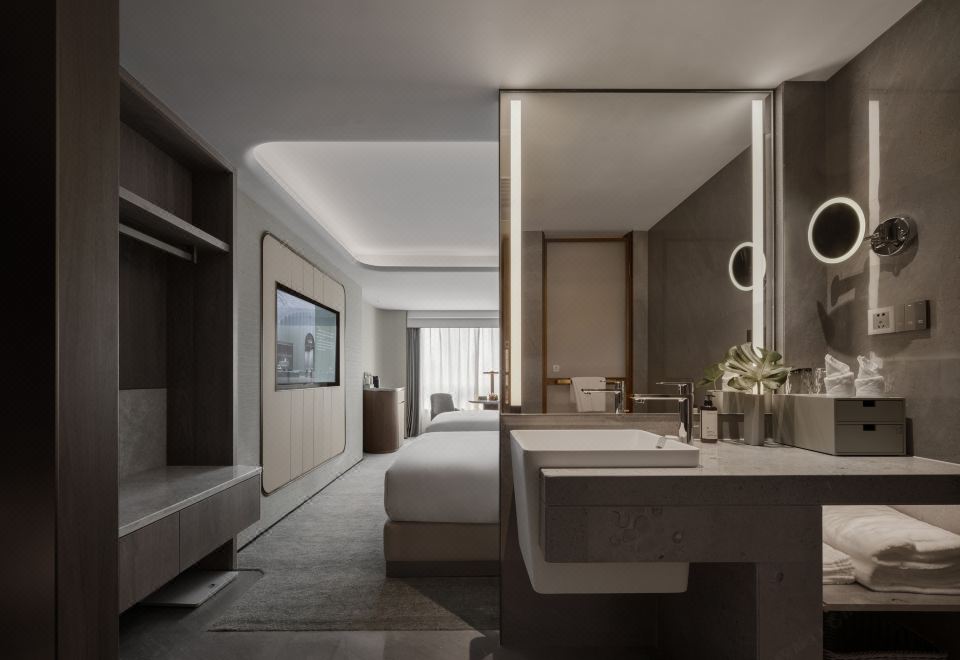 THE TAI HOTELBoutique 2-bed Room