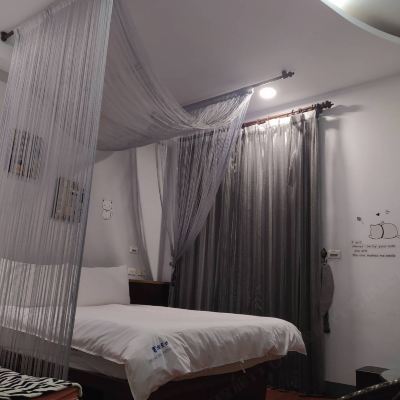 205 Black & White Double Room Shangrila Promo Code
