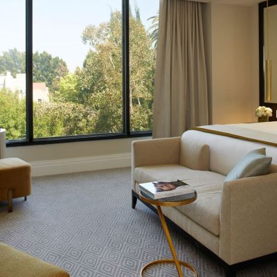 One Bedroom Metropolitan Suite