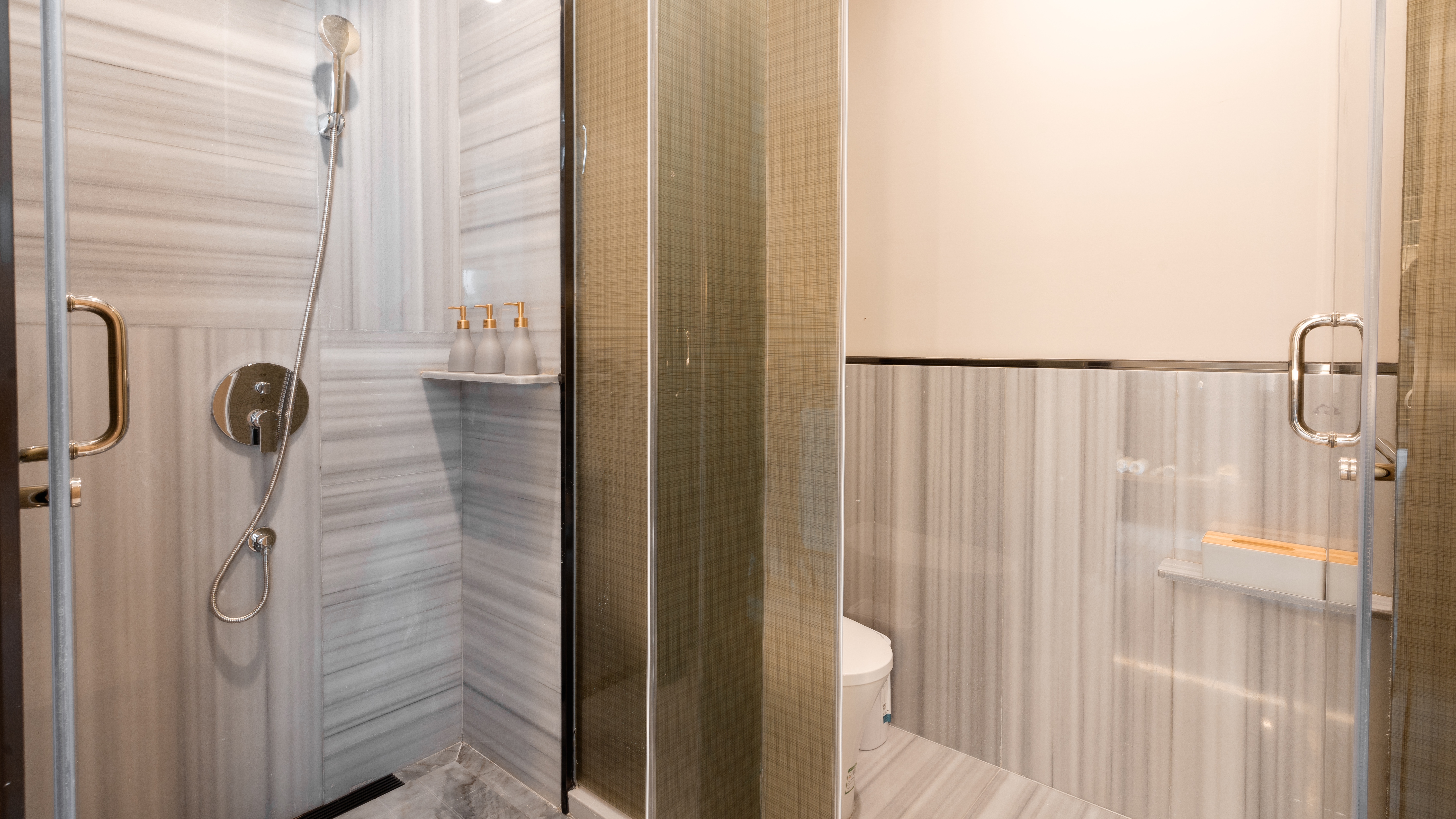 河景庭院恒温私汤大床房