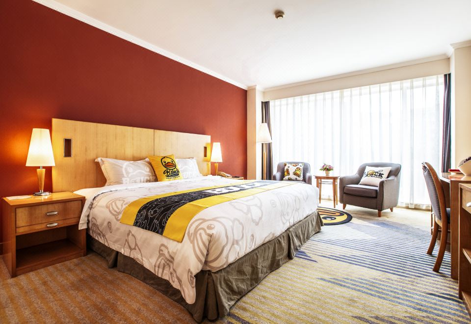 Beijing Xinqiao HotelB Duck King Bed Room