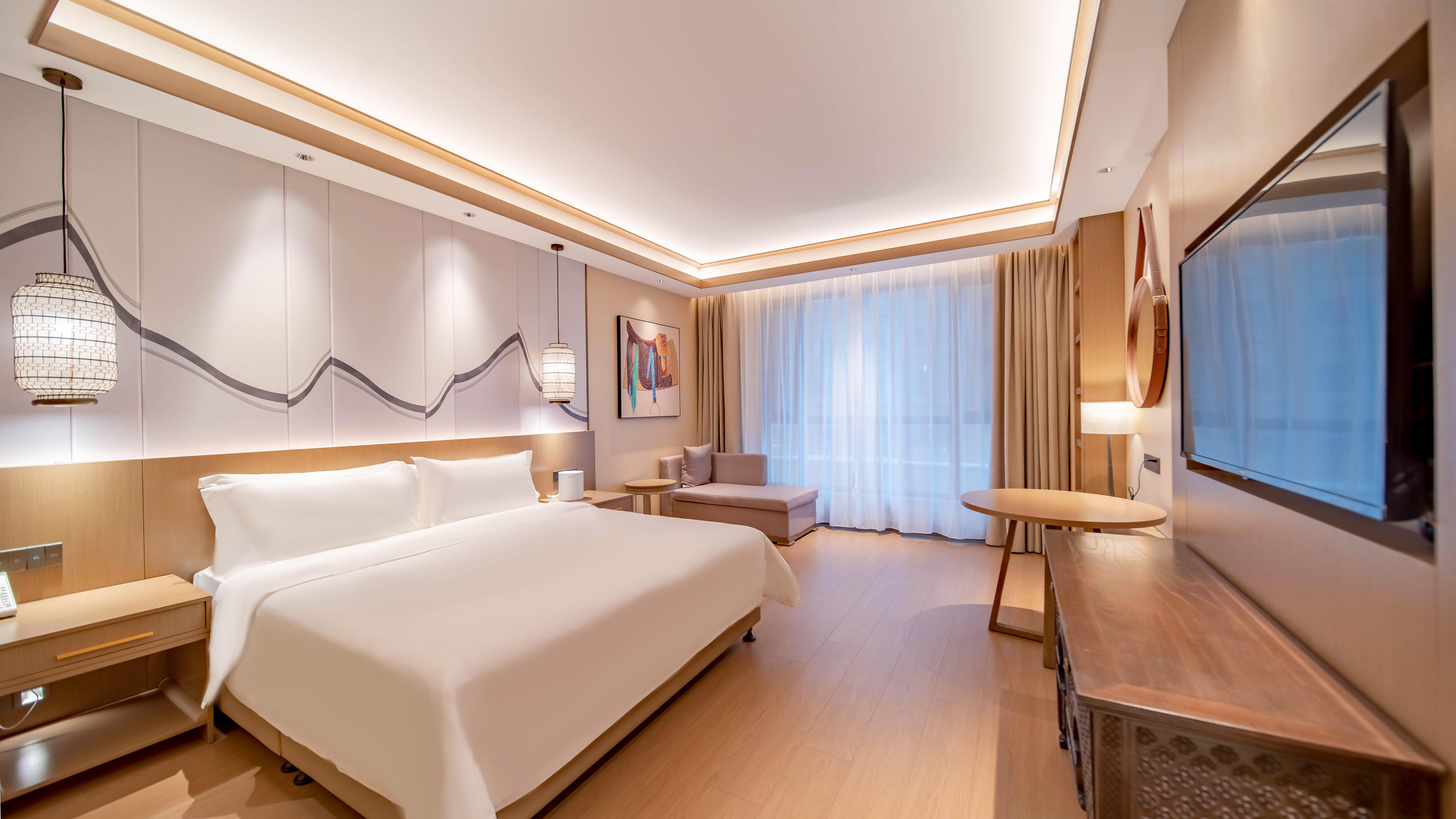 高级大床房（加湿器+金可儿舒睡床品+小冰箱）