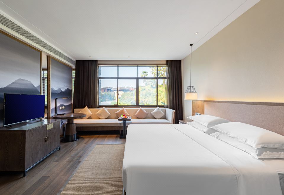 山景豪华大床房