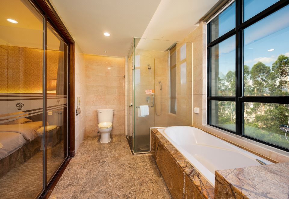 璨圓樓溫泉美式行政大床房