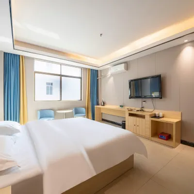 Yixuan Hotel Apartment Hotels near Luoding Museum