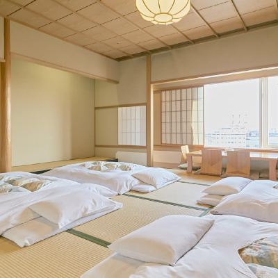 Deluxe Japanese Room