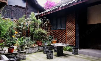 Yuantong Ancient Town Courtyard Inn