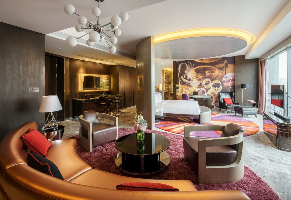 全景录音室套房