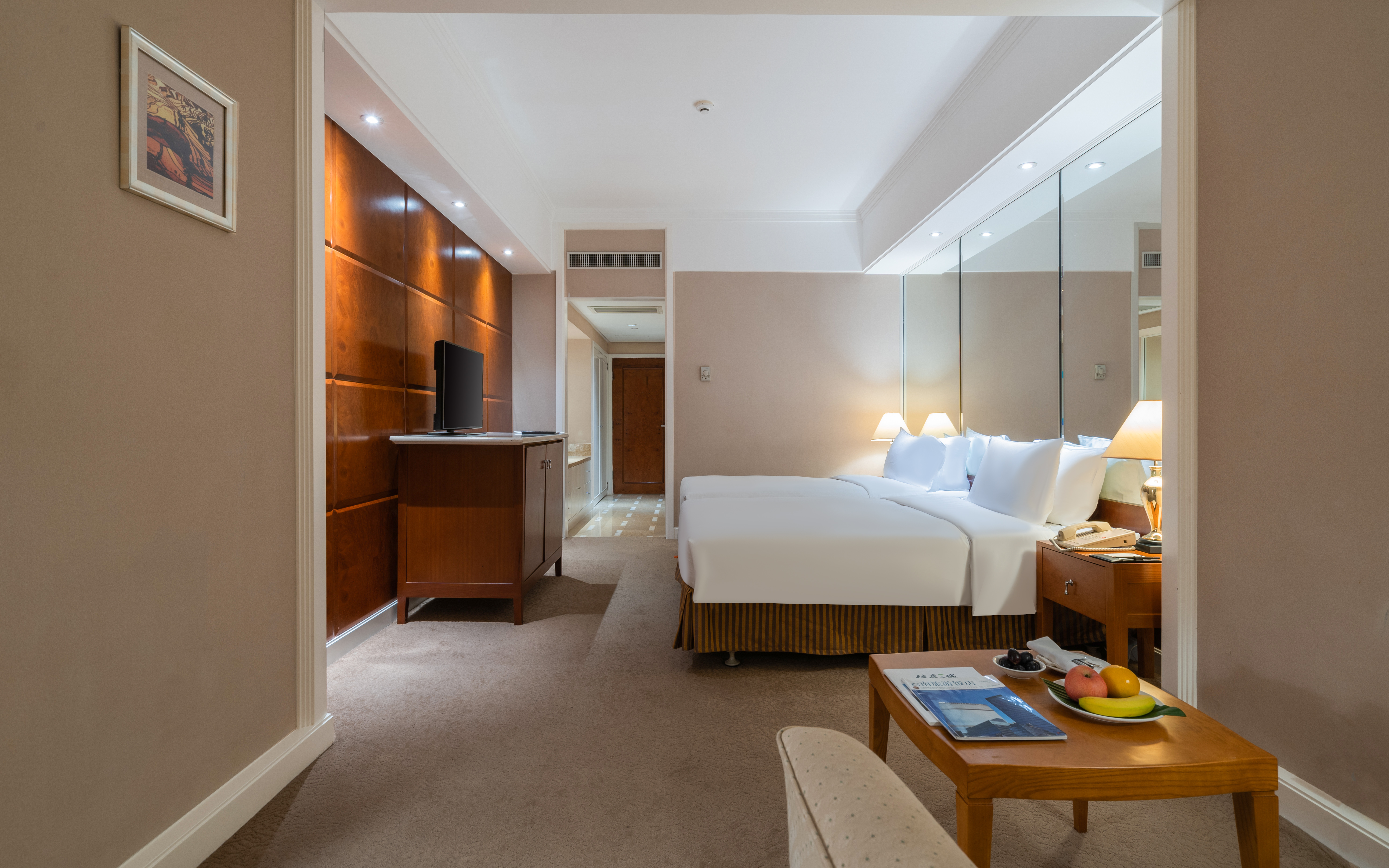 高级双床房「地毯+小冰箱+浴缸」