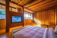 Yongding Earth Building Duilu · Shengheng Building World Heritage Home Stay