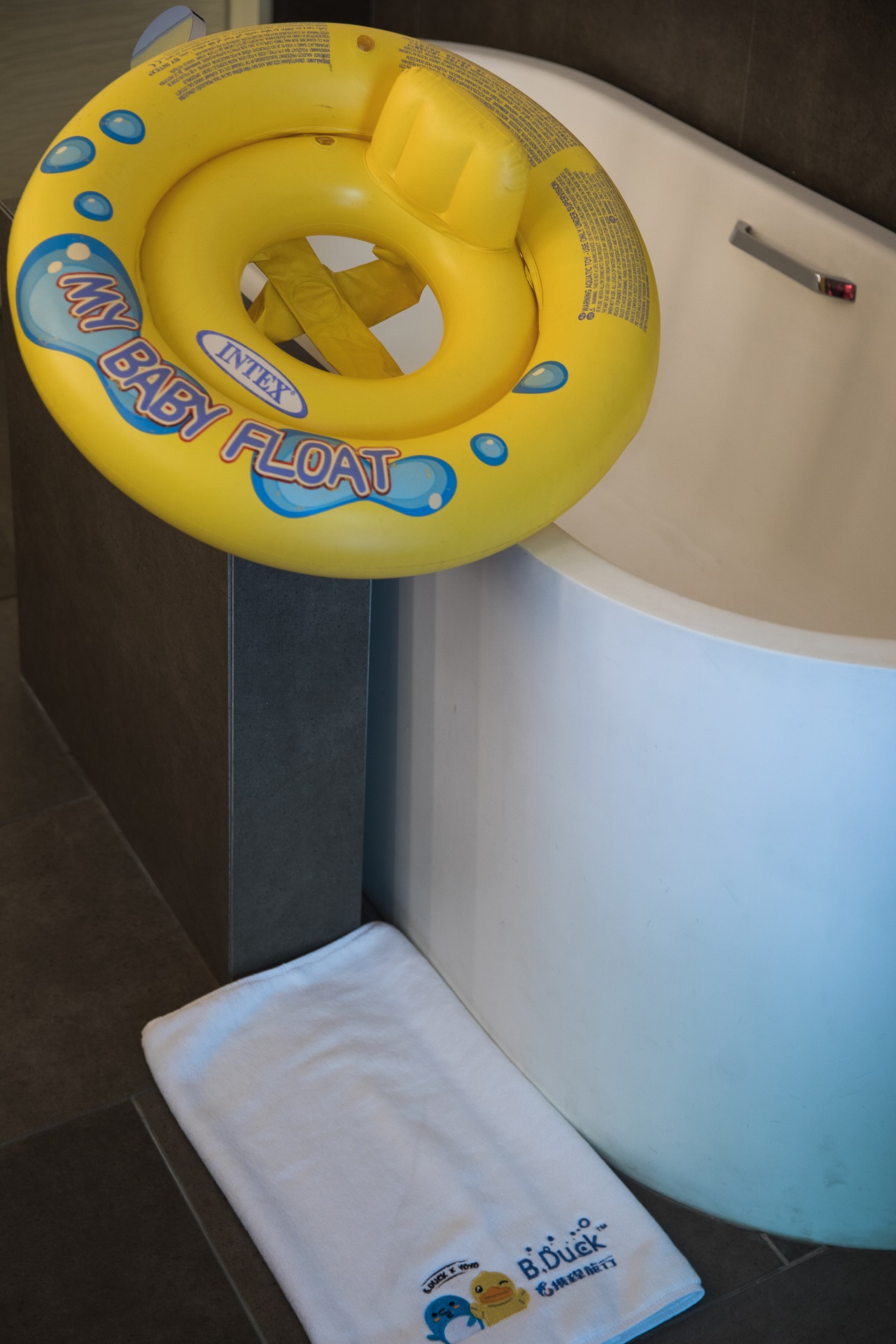 酷盼小黄鸭亲子房丨萌娃帐篷