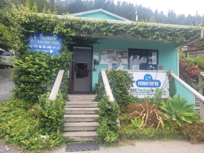 Dickson Holiday Park Hôtels à : 