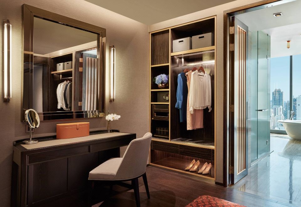 Hyatt Regency Bangkok SukhumvitPresidential Suite With 1 King Bed