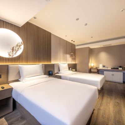 家庭房【智能客控+加濕器+絲漣床墊+MINI吧】 桔子水晶西安大雁塔大唐不夜城飯店優惠