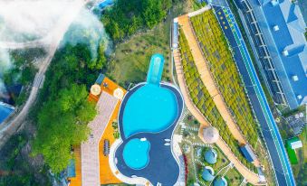 Yangshuo Daze overhanging hot spring light luxury hotel