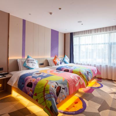 十二星座麗小懶親子雙床房（慕斯床墊+凈化機+小冰箱） 麗楓飯店（太原五一廣場柳巷店）優惠