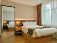 Homeinn Plus（Mishan Railway Station Dong'an Street Department Store）