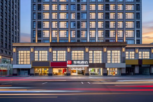 JUNYI Hotel (Ningbo Keyun Zhongxin Metro Station)