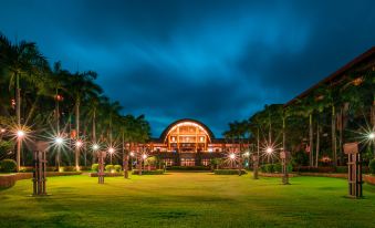 St. Regis Sanya Yalong Bay Resort