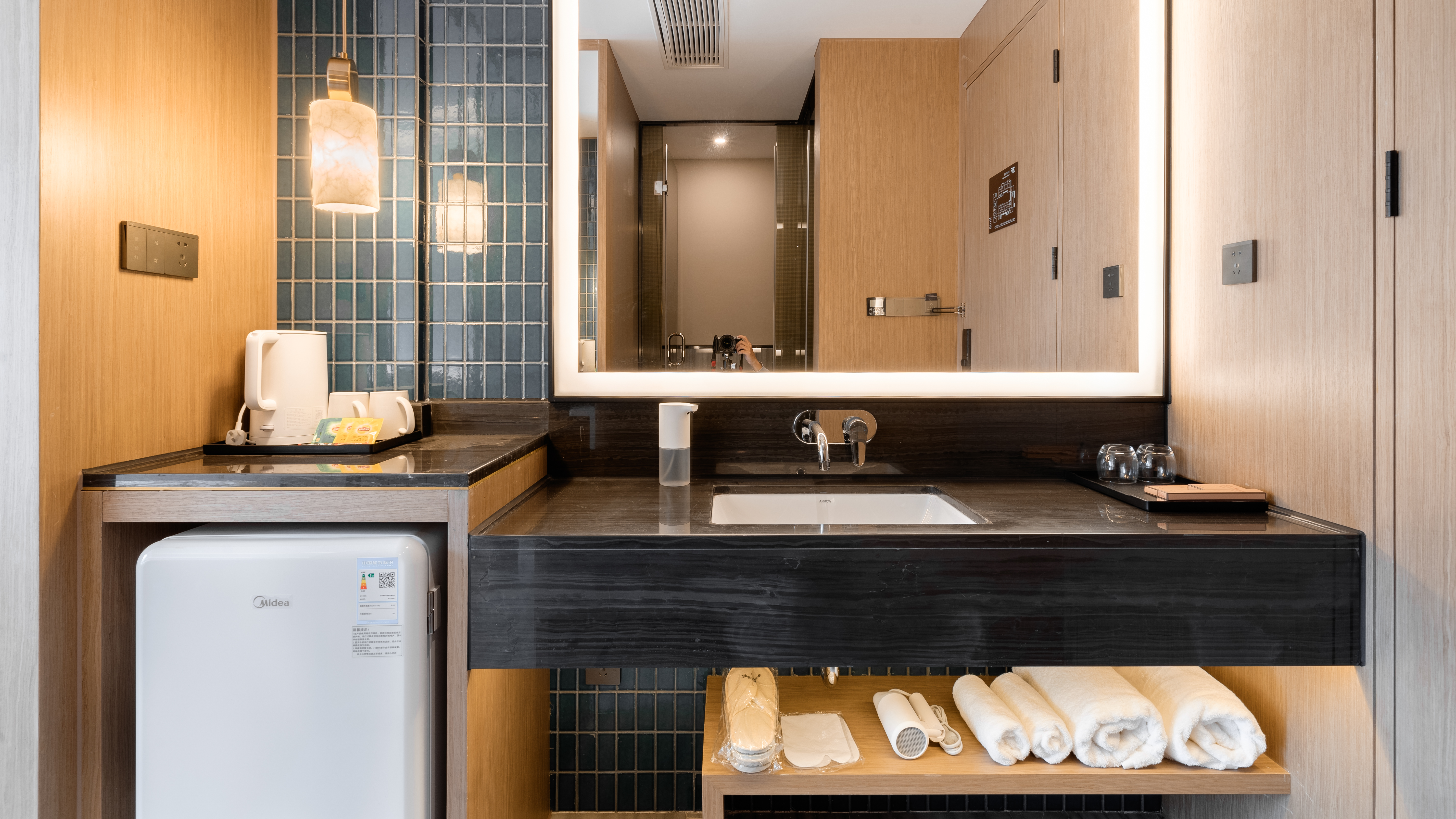 河景庭院恒温私汤大床房