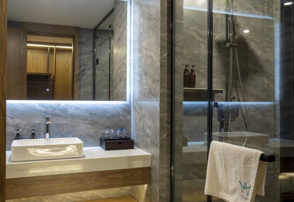 萬澳商務雙床房（金可兒床墊+影視會員）