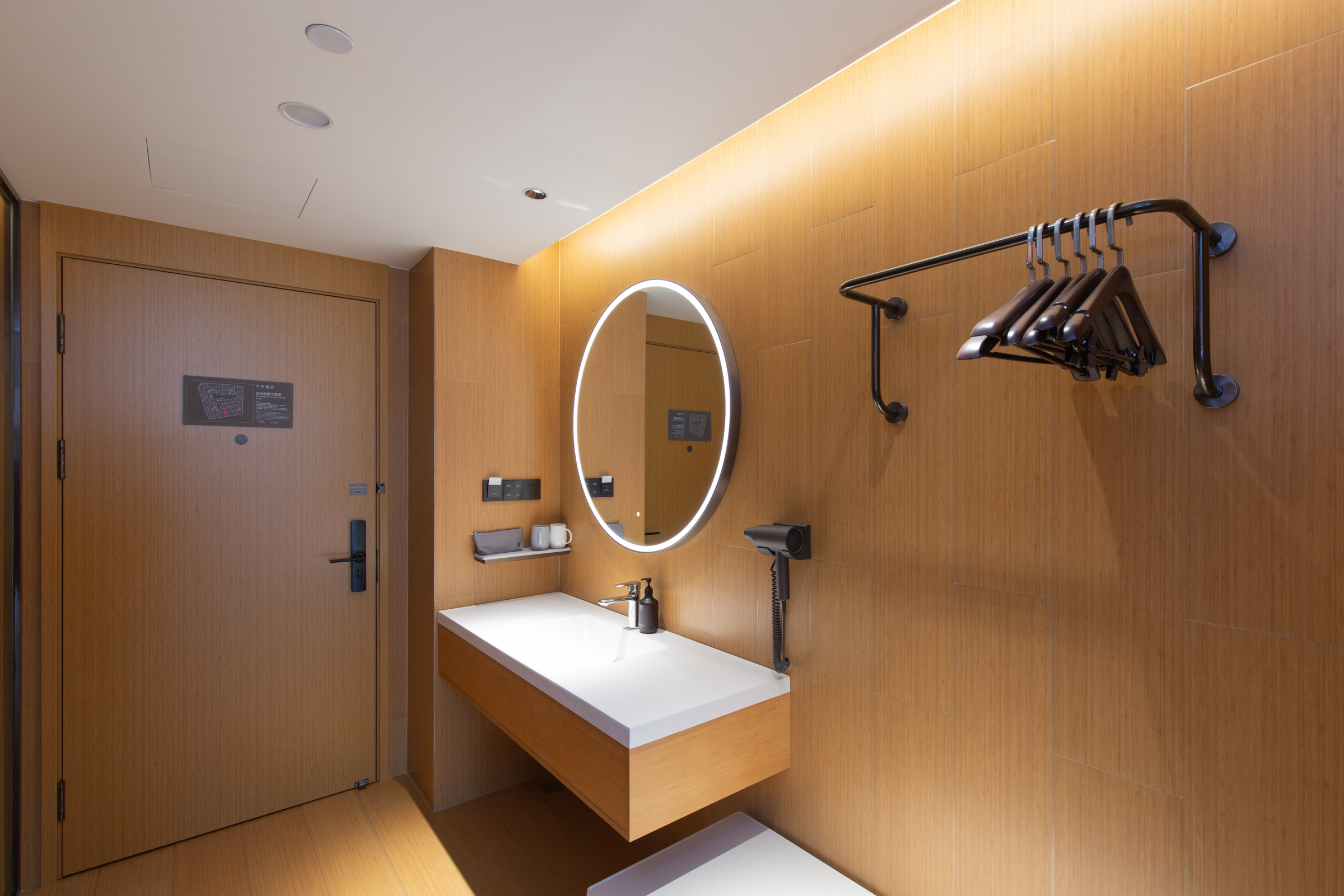 商务双床房（大空间+投屏+冰箱+智能马桶）