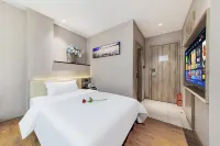 Sanyuan Hotel (Wuling Square)