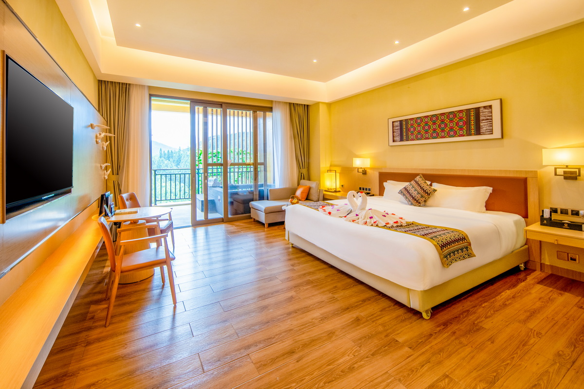 酒店B栋温泉大床房I独立泡池