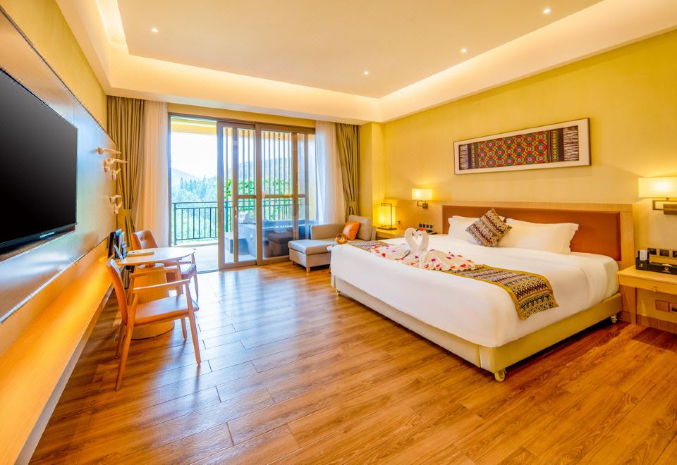 酒店B栋温泉大床房I独立泡池