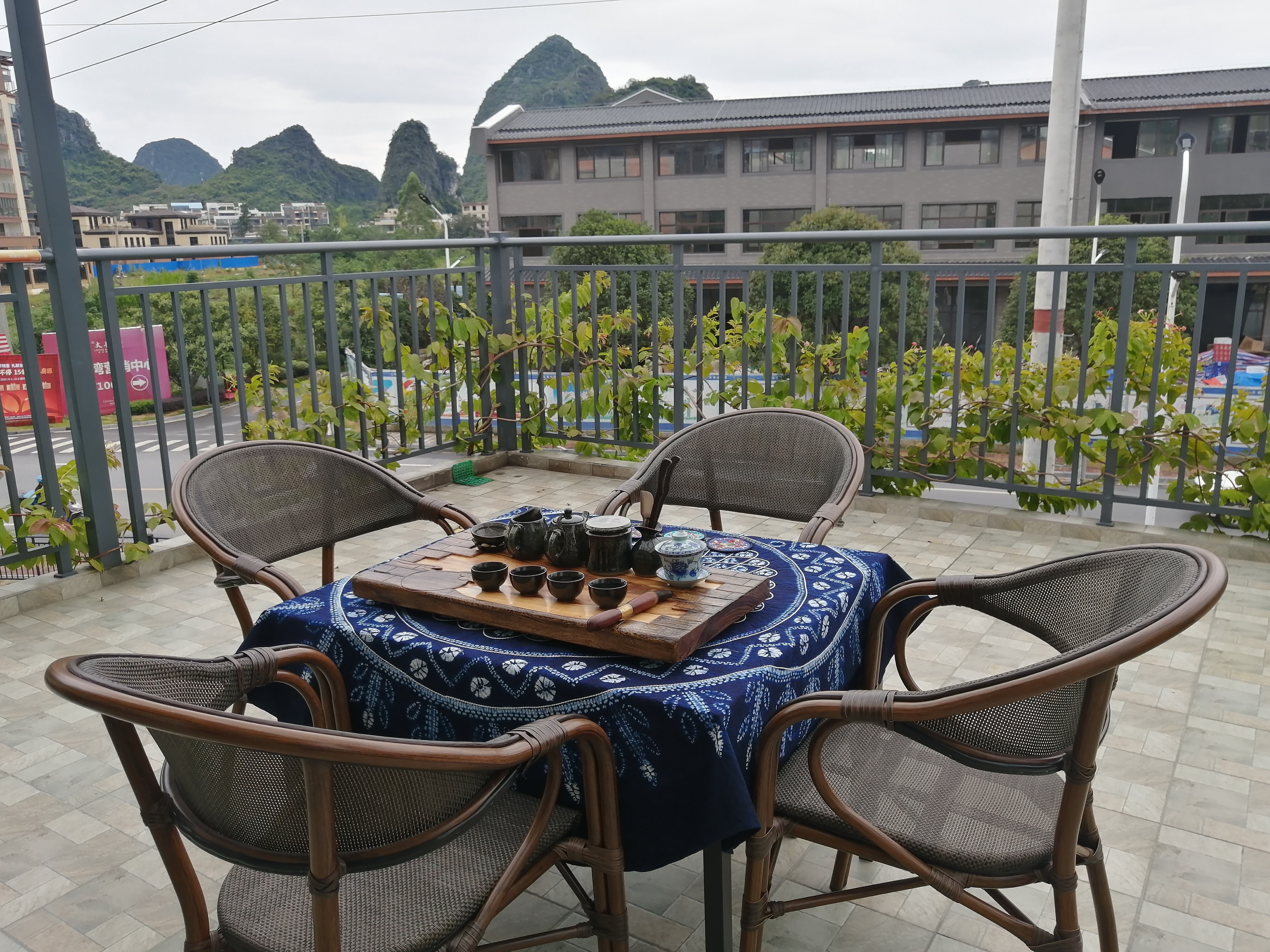 豪华商务大床房