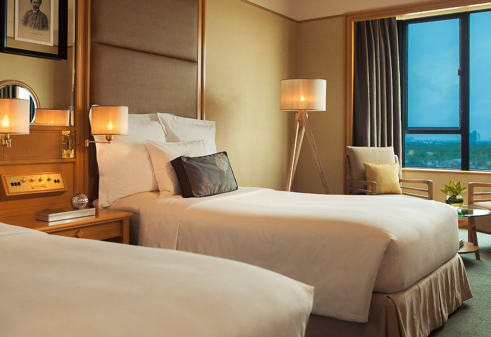 Renaissance Riverside Hotel SaigonDeluxe Twin Room With River View