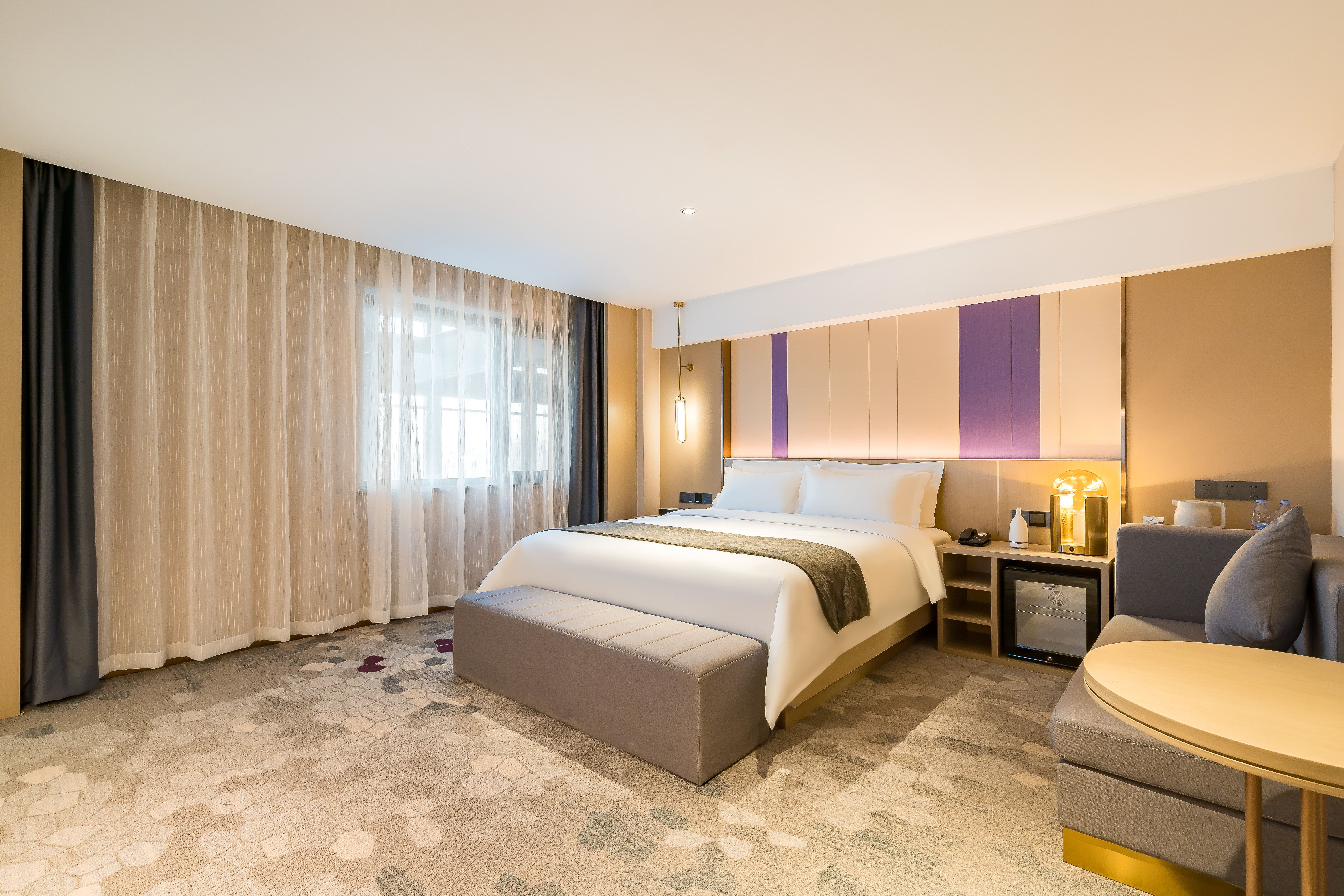 商务大床房（均压床垫）