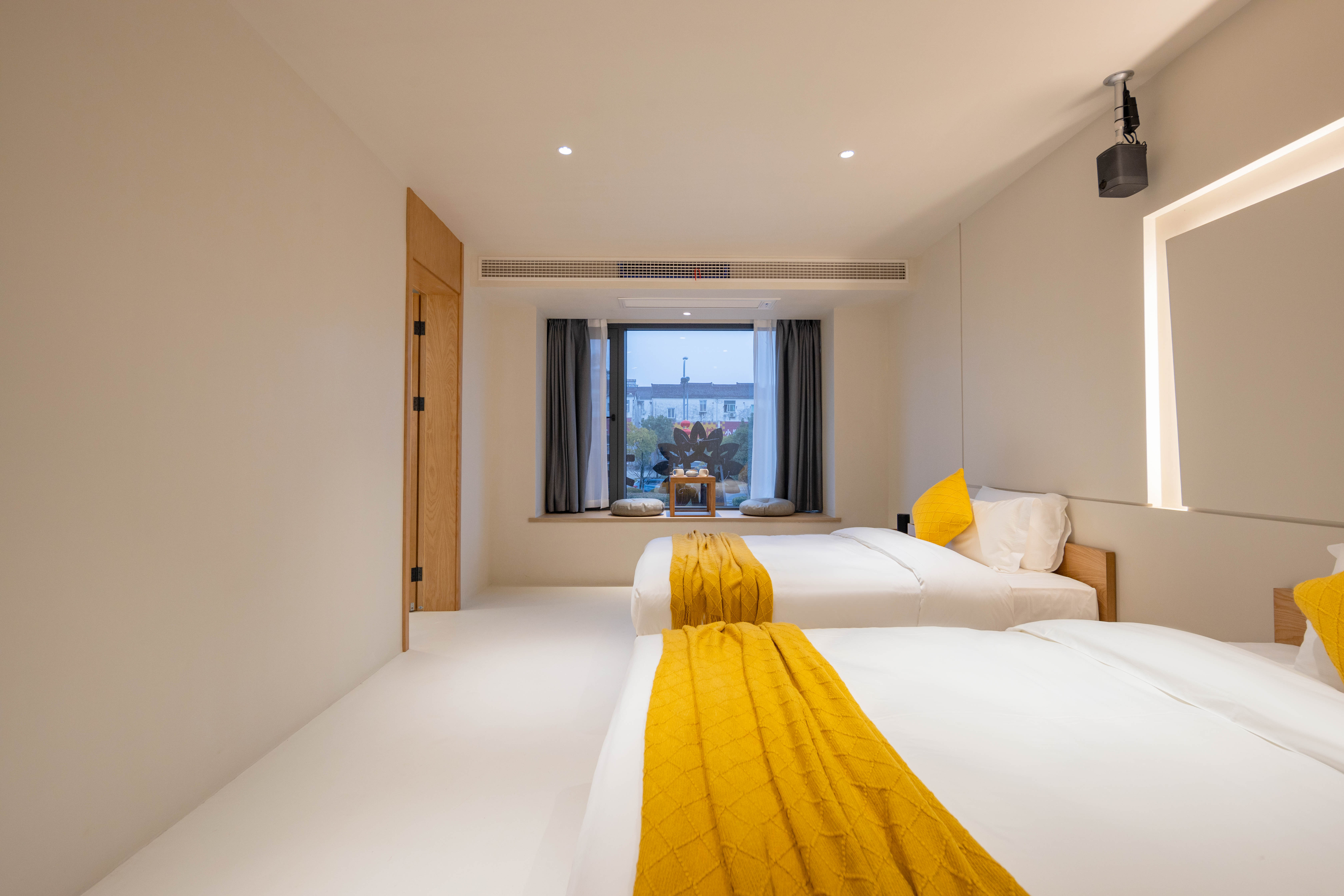 栖迟·景观双床房+巨幕投影+品茶坐榻+全屋智能客控