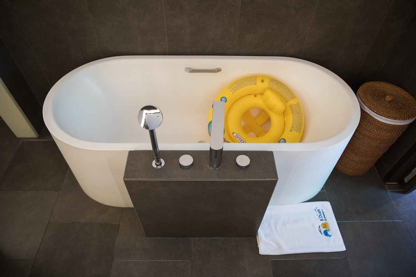 酷盼小黄鸭亲子房丨萌娃帐篷